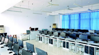 構建數字化校園 以計算機軟硬件研發驅動跨越式發展